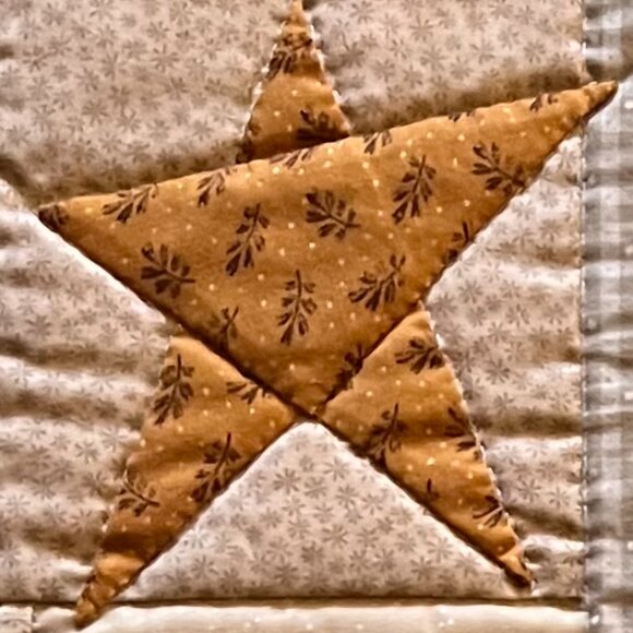 Hand Stitched Cabin-in-the-Woods Folk Art Patchwork Quilt Wall Hanging Handmade - Picture 13 of 13